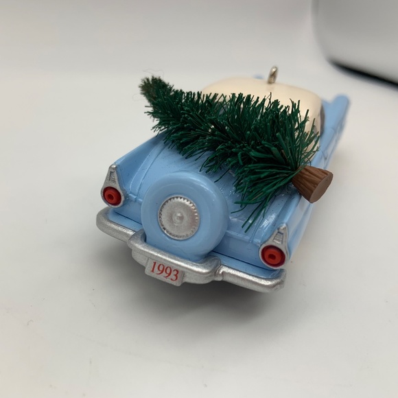 Vintage Hallmark Keepsake 1956 Ford Thunderbird Christmas Ornament - Picture 7 of 9